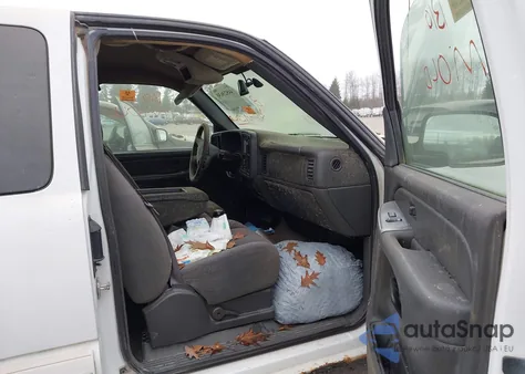 2005 Chevrolet Silverado 1500 Ls from USA, damaged, VIN 2GCEC19T751354156